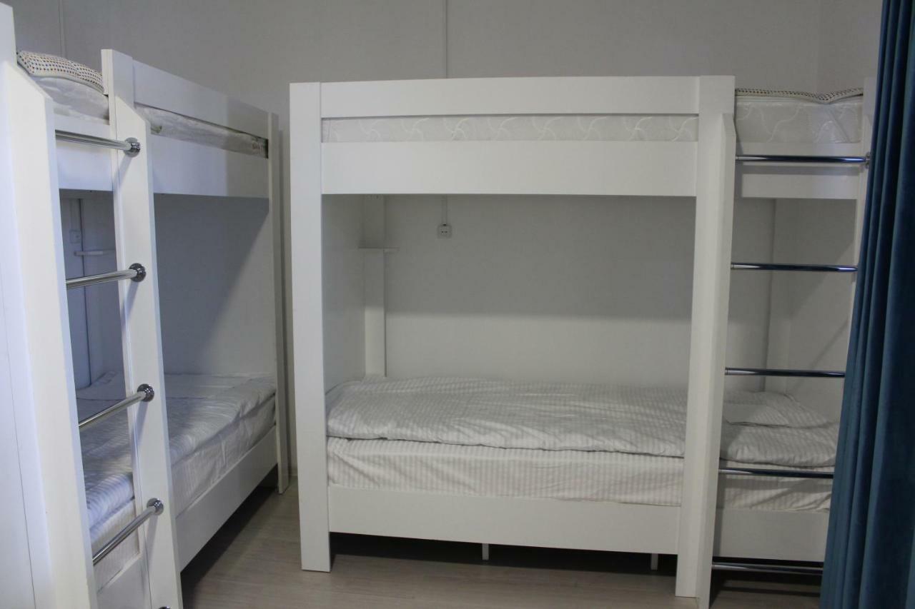 Park Hostel אוש מראה חיצוני תמונה