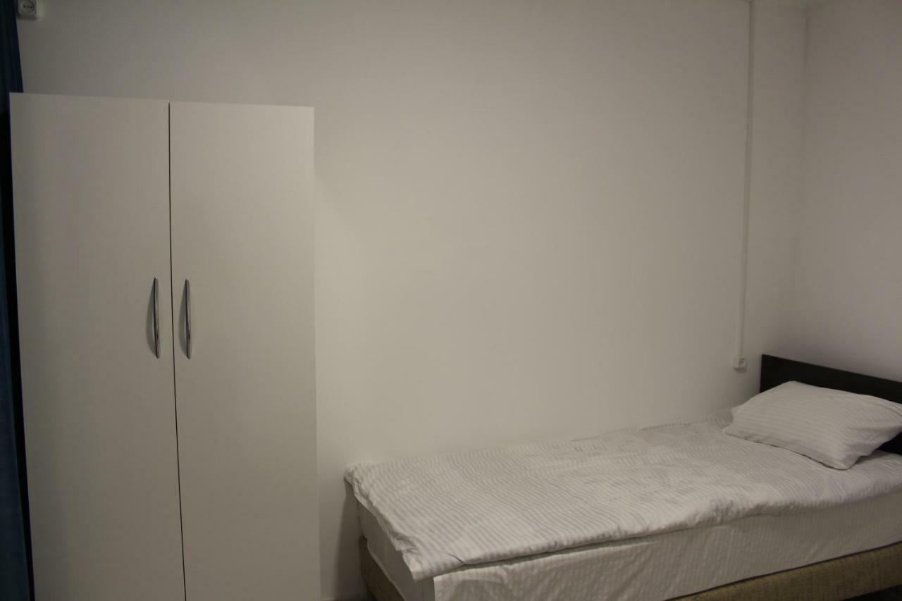 Park Hostel אוש מראה חיצוני תמונה