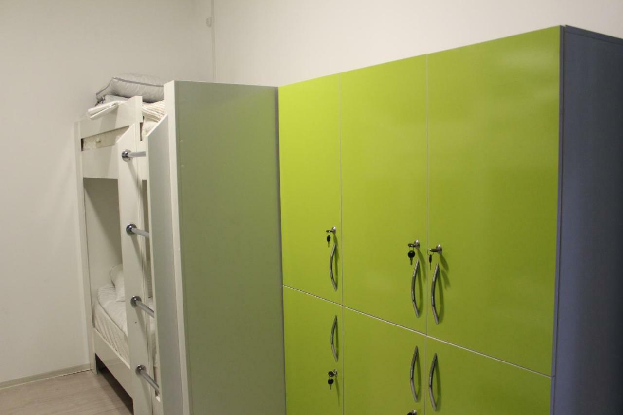 Park Hostel אוש מראה חיצוני תמונה