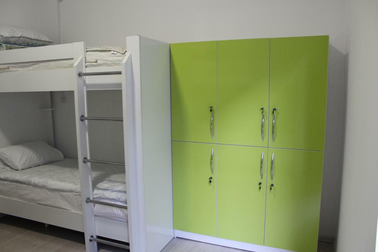Park Hostel אוש מראה חיצוני תמונה